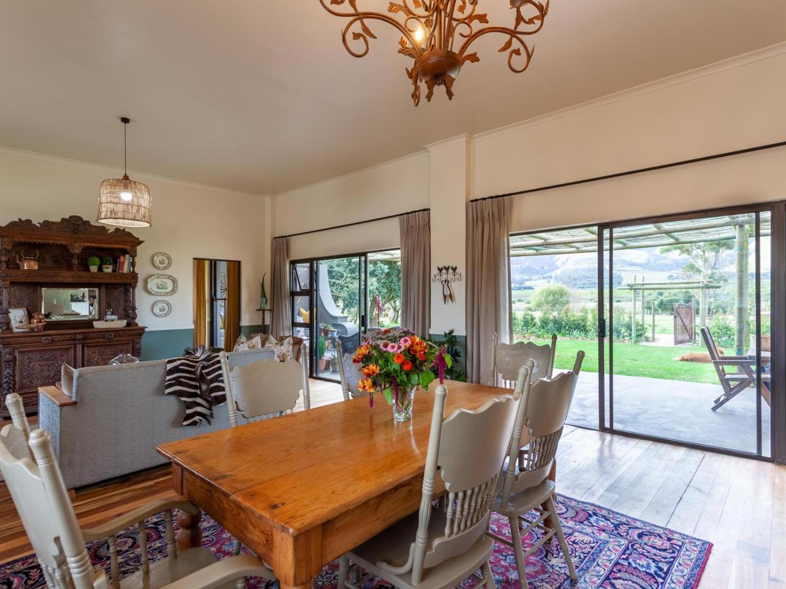 Rivergate Guest Farm Stanford Room photo